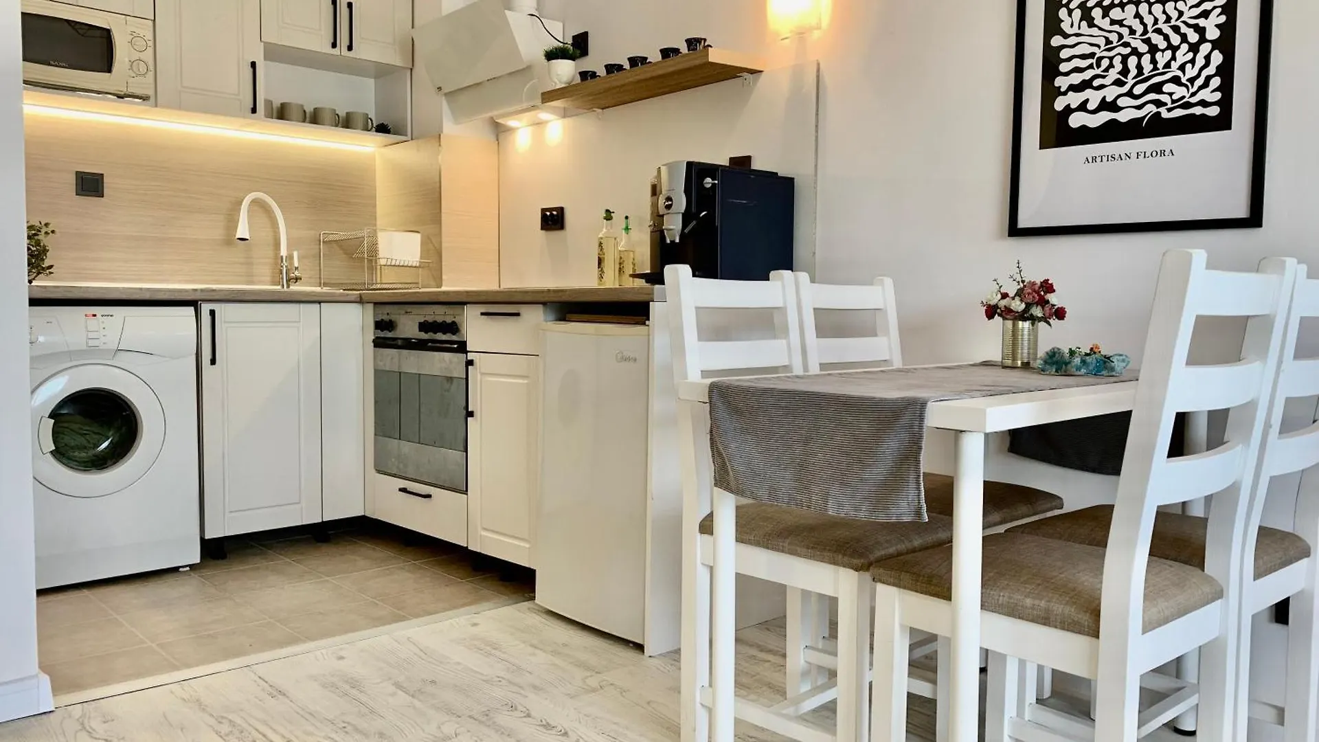 Snowflake Home - Private Apartment Bansko