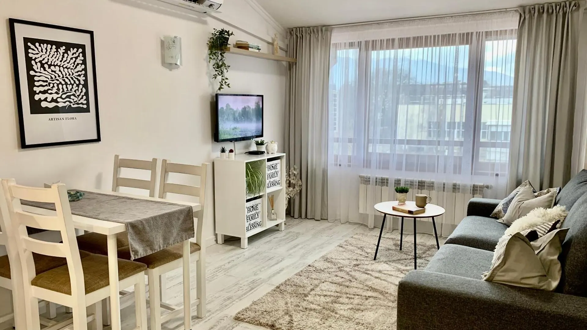 Snowflake Home - Private Apartment Bansko